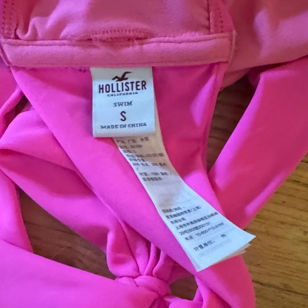 Hollister| Hot Pink Strapless Bikini Set